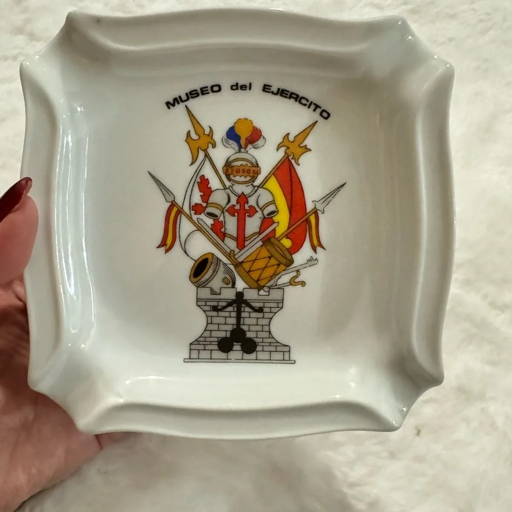 Vintage Museo del Ejercito Toledo Spain Army Museum Ashtray Souvenir Tourist